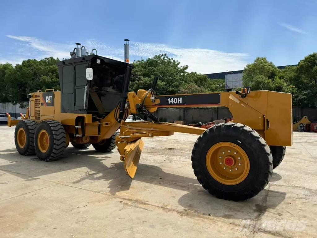 CAT 140 H Väghyvlar
