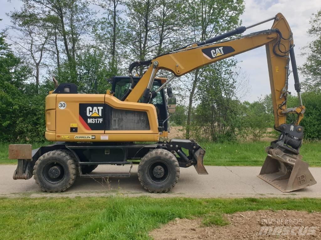 CAT M 317 F Hjulgrävare