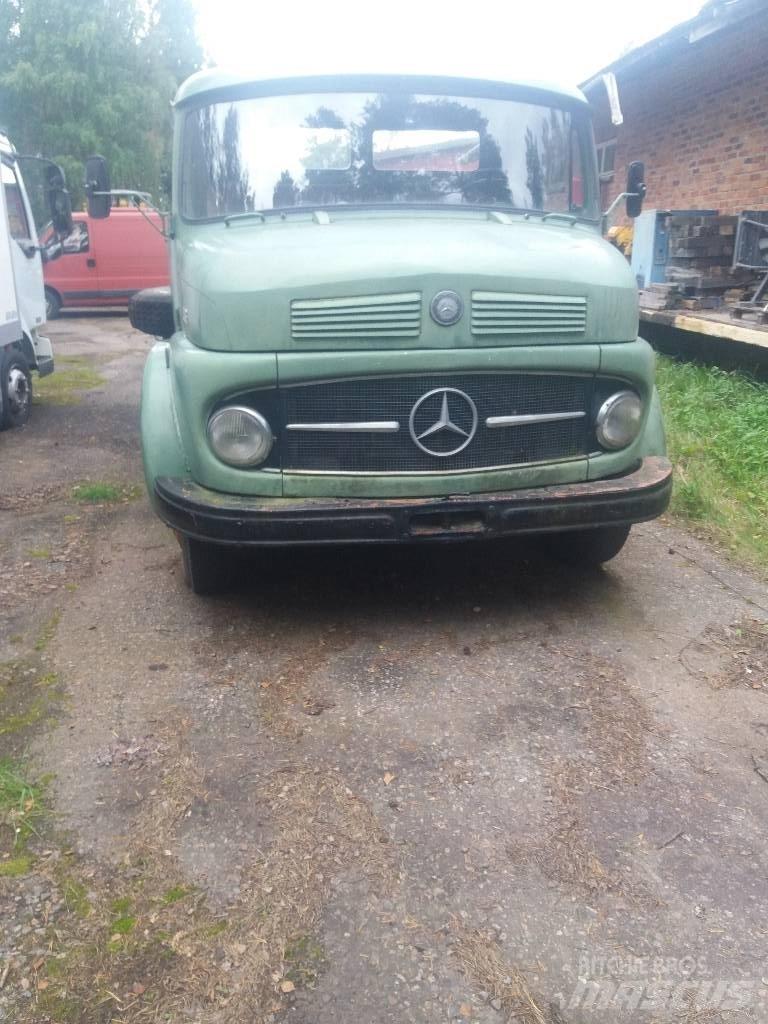 Mercedes-Benz 1113 Tippbilar