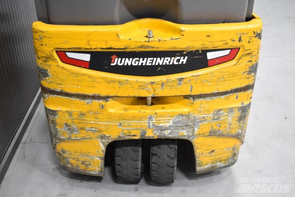 Jungheinrich EFG 215 Elmotviktstruckar
