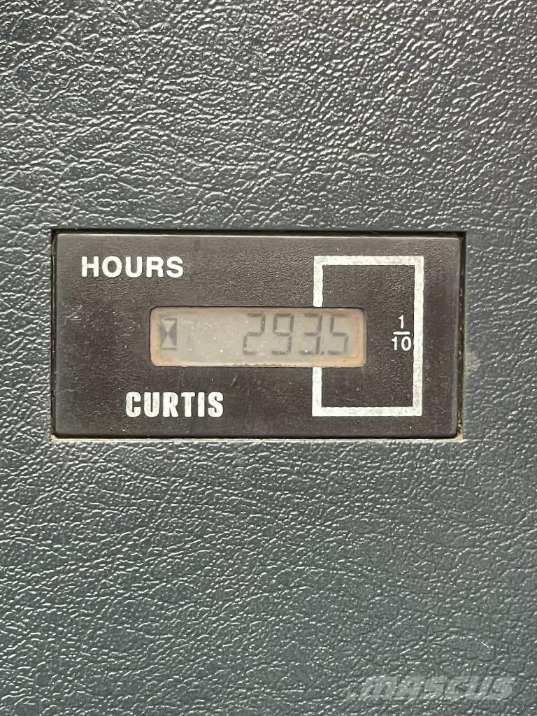 Hyundai 220LC-9S Midigrävmaskiner 7t - 12t