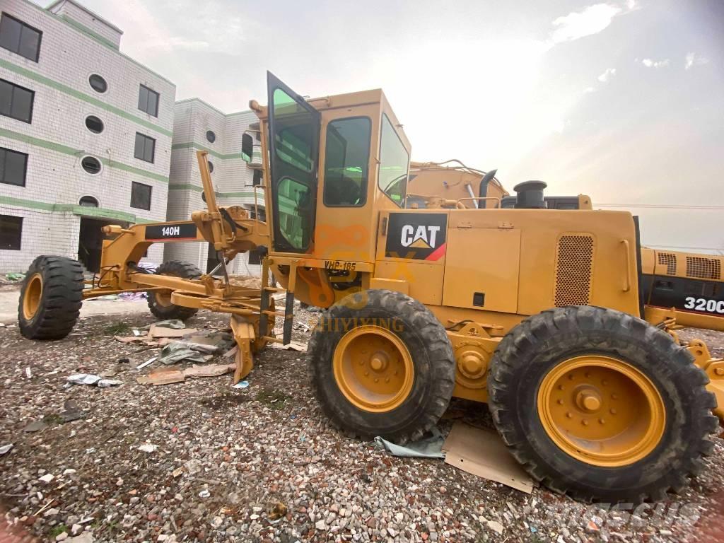 CAT 140 H Väghyvlar