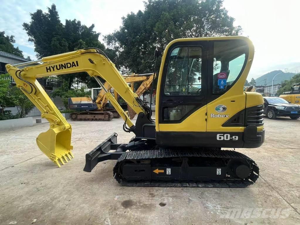 Hyundai R60-9 Bandgrävare