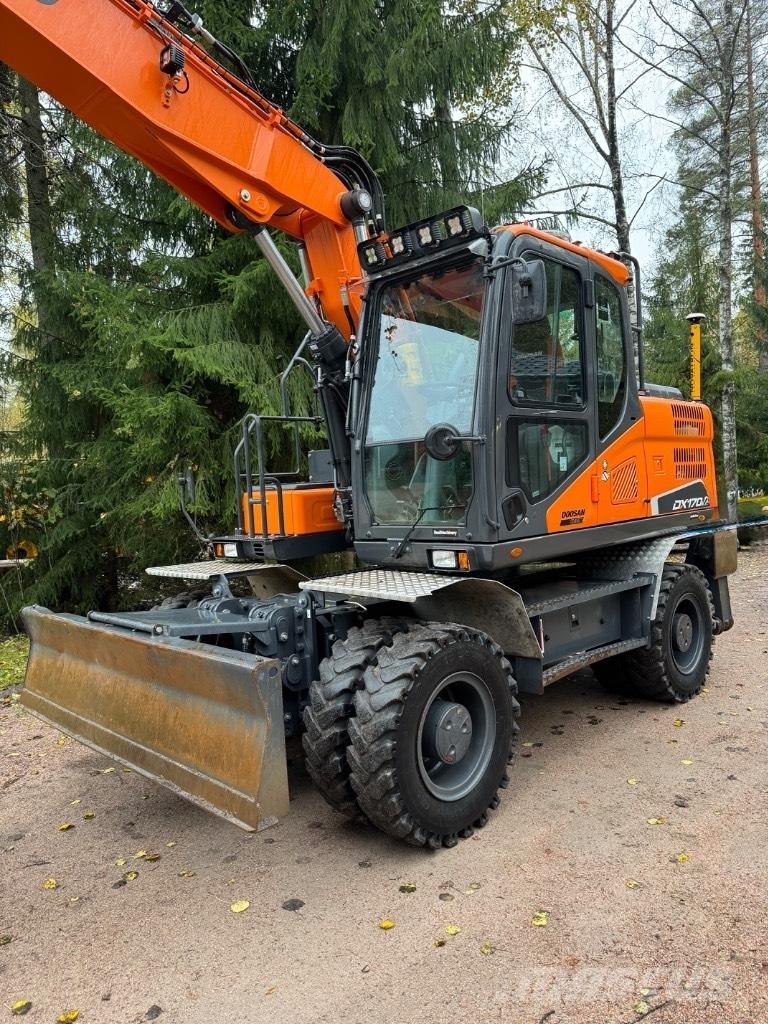 Doosan DX 170 W-5 Hjulgrävare