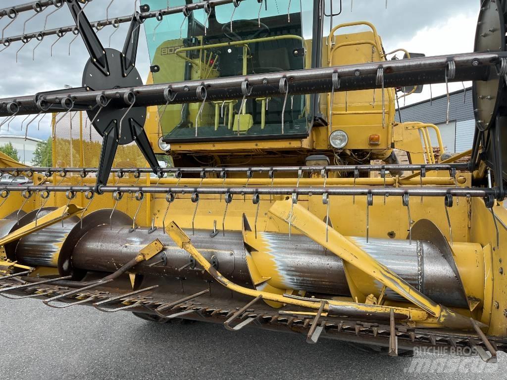 New Holland 8030 12´ Skördetröskor