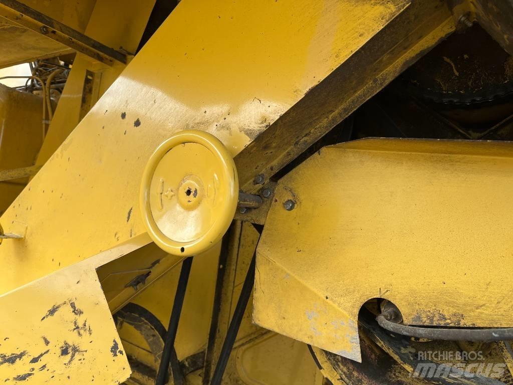 New Holland 8030 12´ Skördetröskor