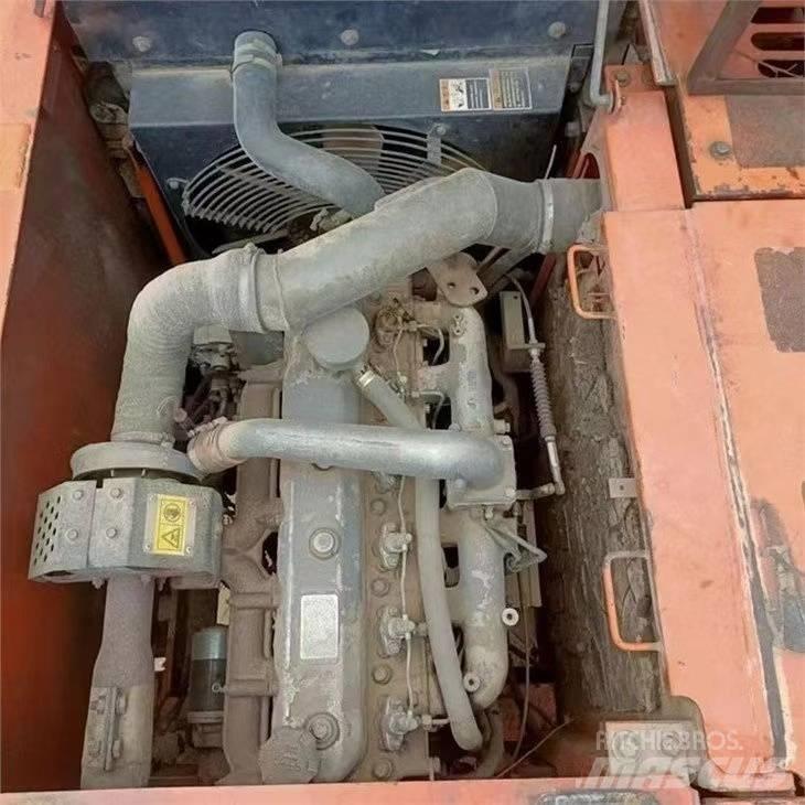 Doosan DX 225 LC-9C Bandgrävare