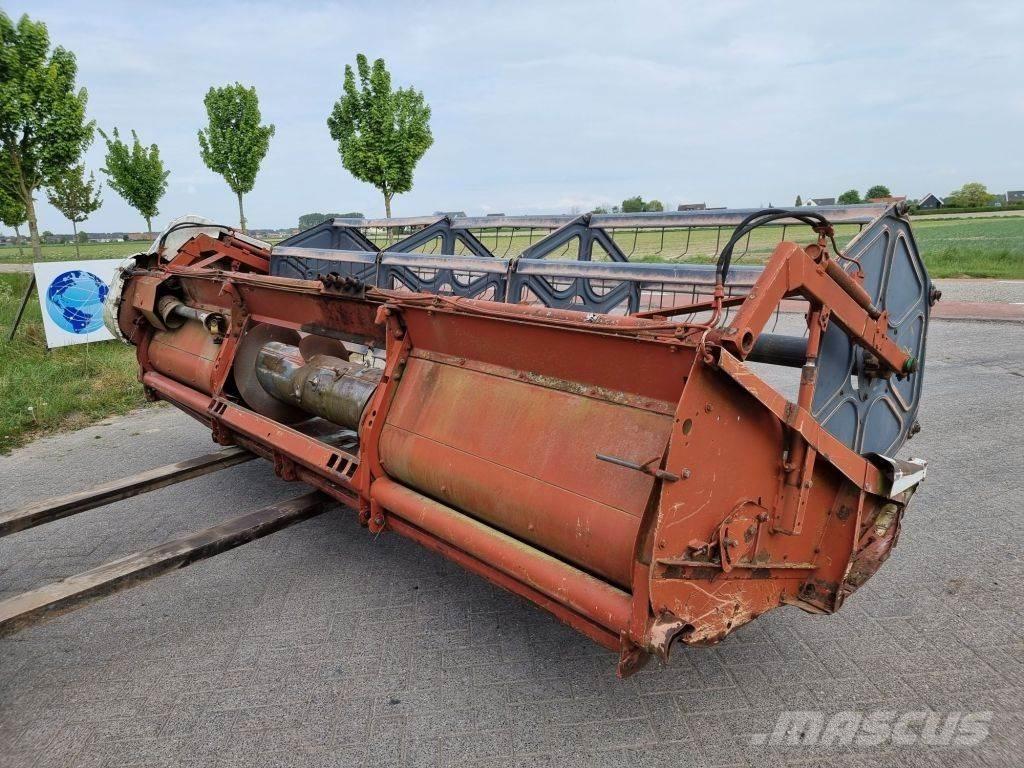 Laverda 3500 Skördetröskor