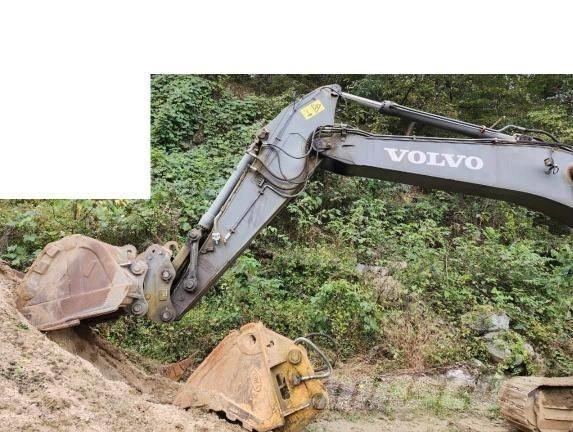 Volvo EC 290 BL Bandgrävare
