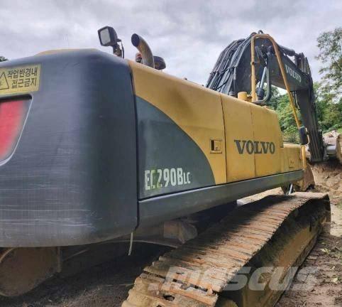 Volvo EC 290 BL Bandgrävare