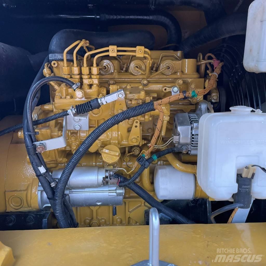 CAT 307E Minigrävare < 7t