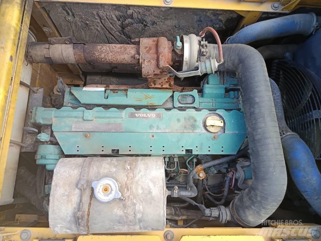 Volvo EC210B Bandgrävare