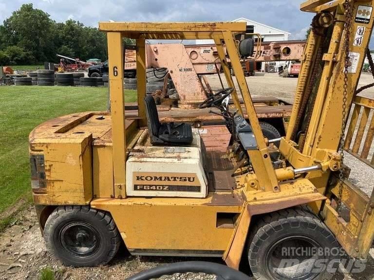 Komatsu FG 40ZT-4 Övriga motviktstruckar