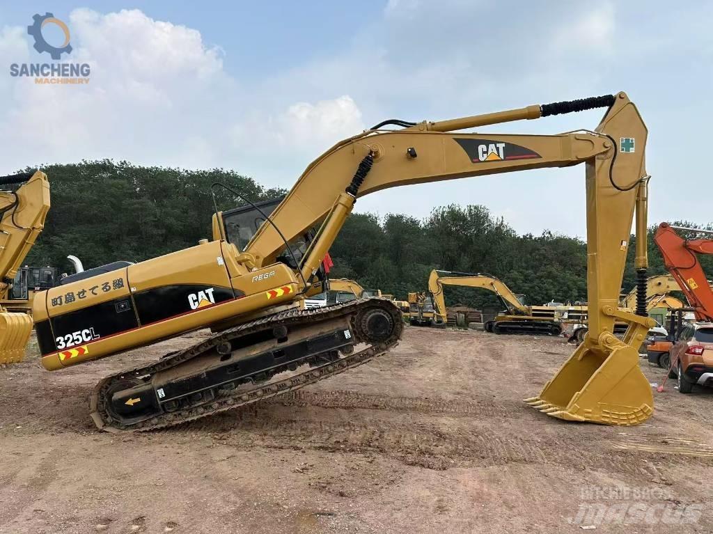 CAT 325 CL Bandgrävare