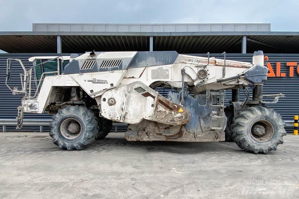 Wirtgen WR 240 Återvinningsmaskiner för asfalt