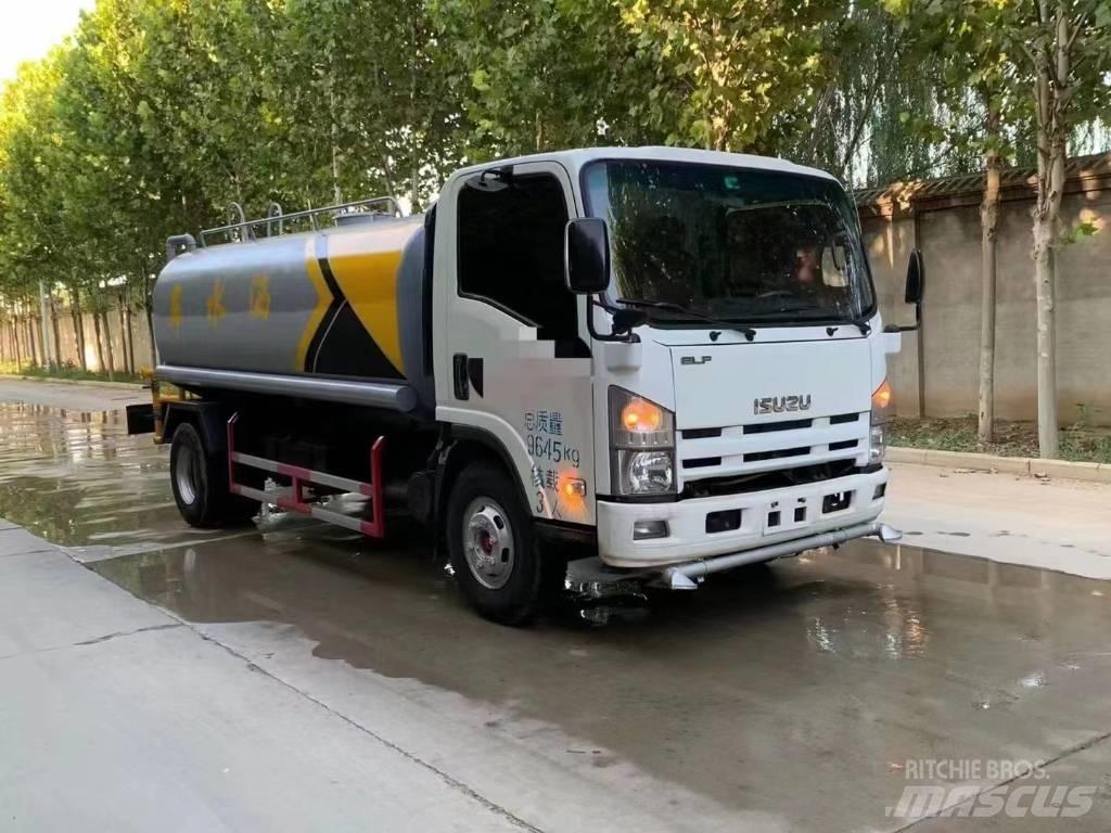 Isuzu ELF 200 Vattentankbilar