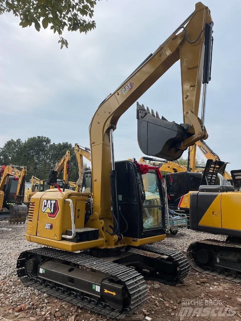 CAT 307 Minigrävare < 7t