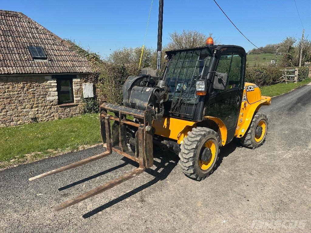 JCB 520-40 Teleskoplastare