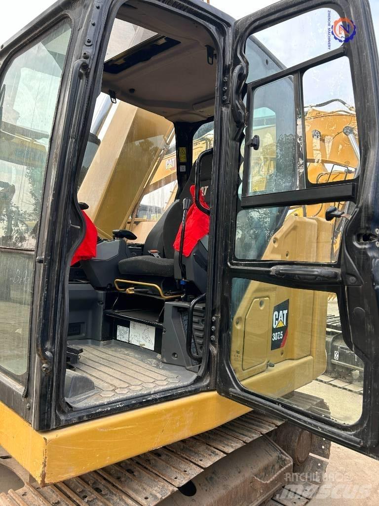 CAT 307.5 Minigrävare < 7t