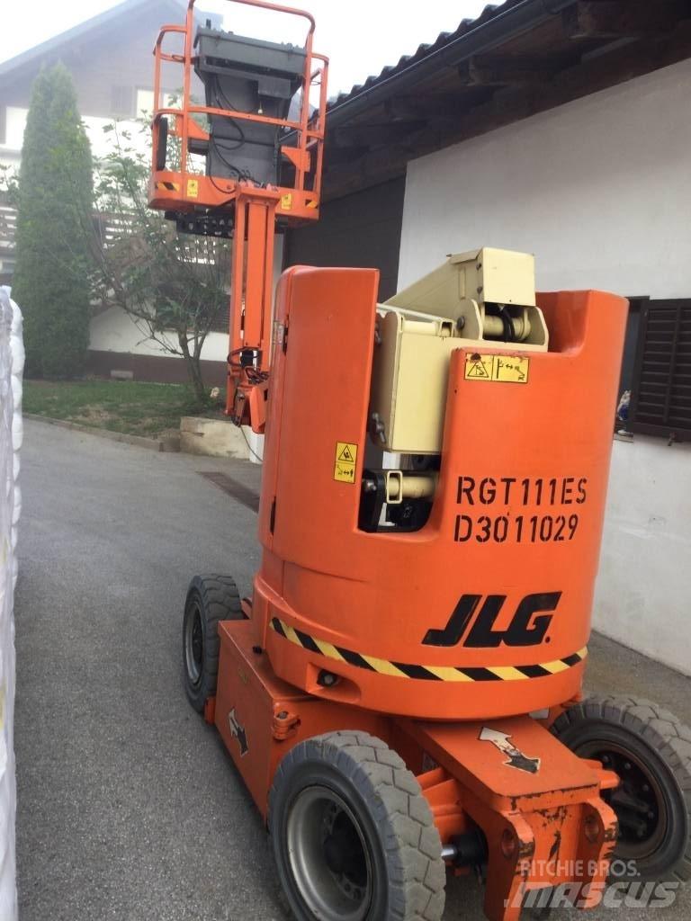 JLG E 300 AJP Bomliftar