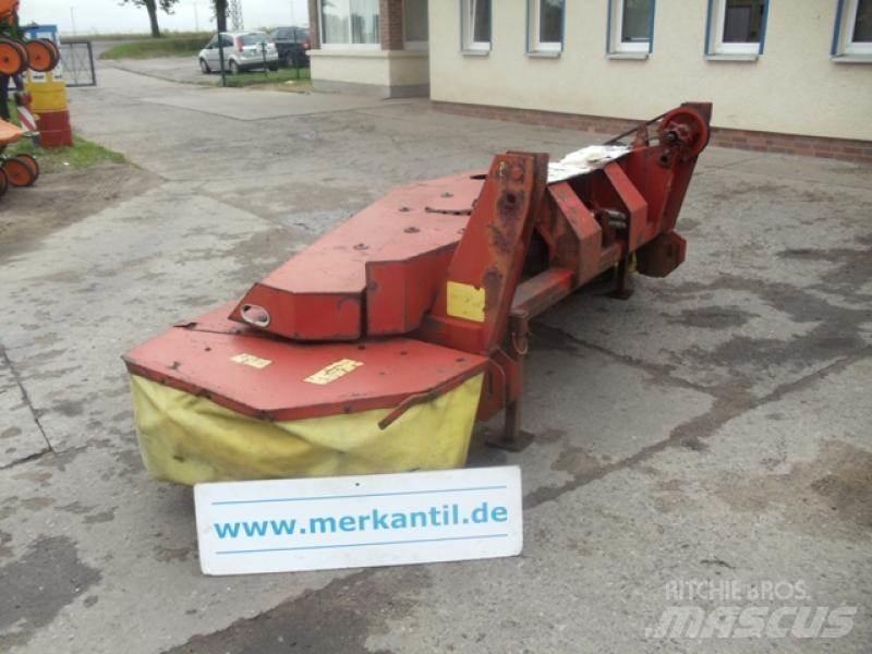  Mezög M 1020 Monterade och påhängda gräsklippare