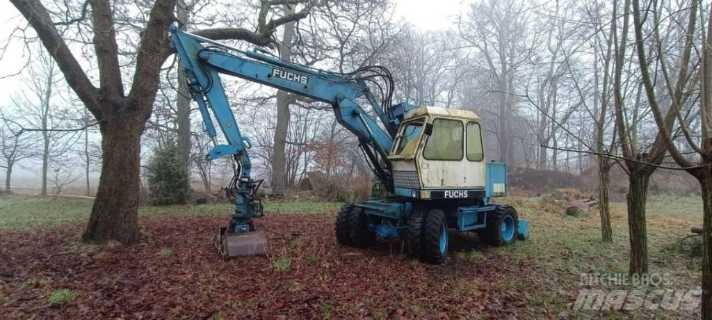 Fuchs F 712 Hjulgrävare