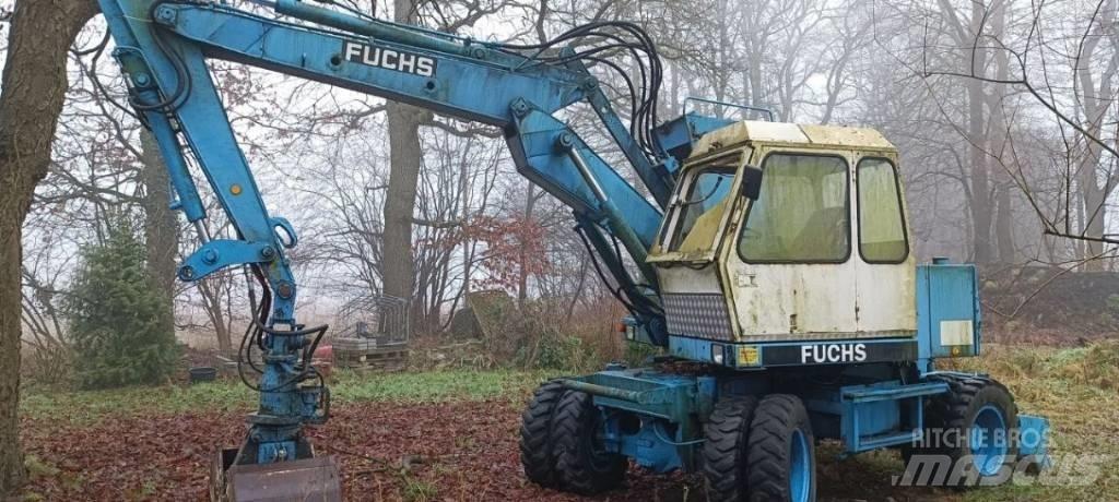 Fuchs F 712 Hjulgrävare