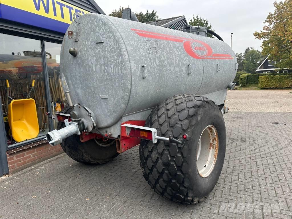 Jako 8000 Flytgödselspridare