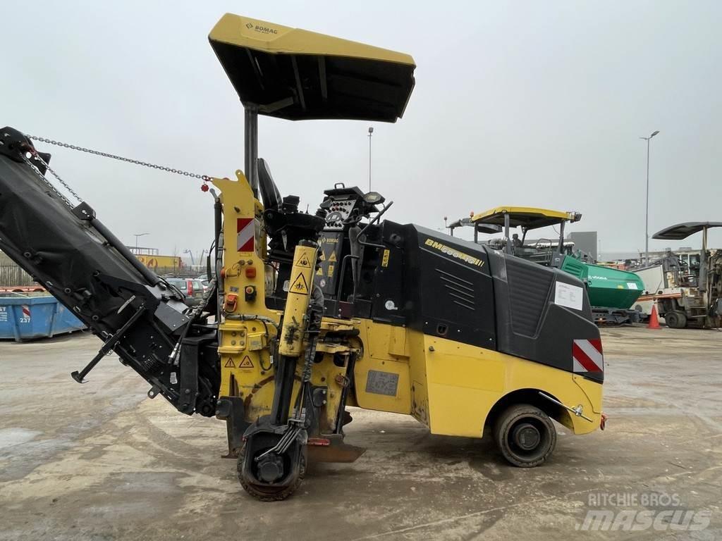 Bomag BM 500/15-2 Asfaltskallfräsmaskiner