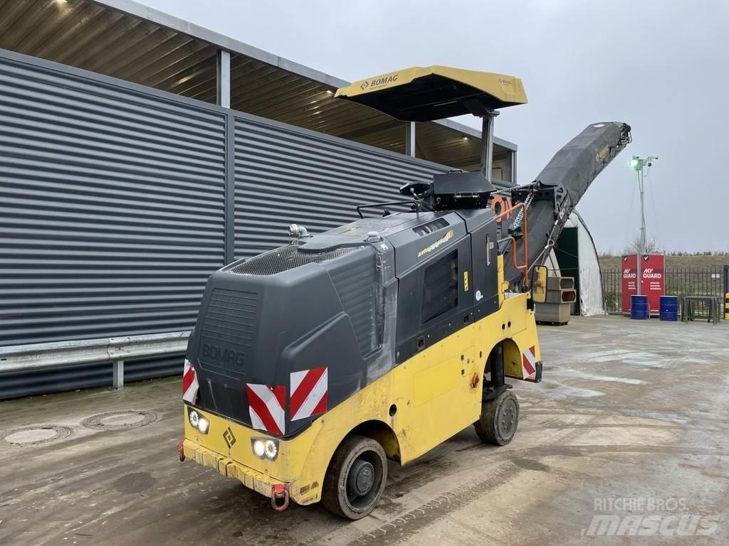 Bomag BM 500/15-2 Asfaltskallfräsmaskiner