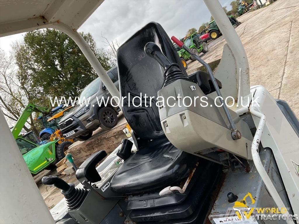 Takeuchi TB 228 Minigrävare < 7t