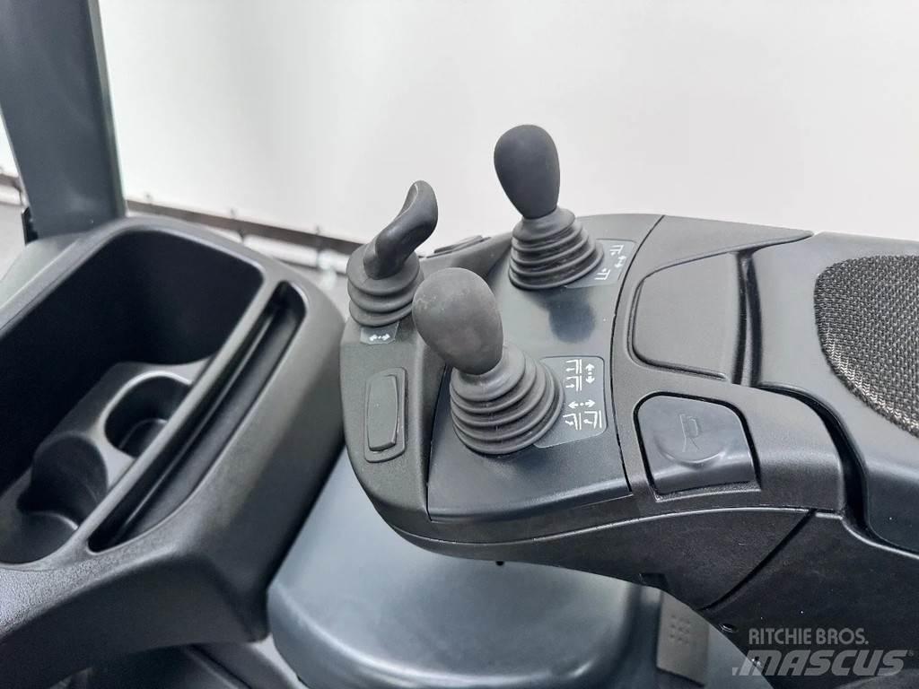 Linde 386 E 16-02 Elmotviktstruckar