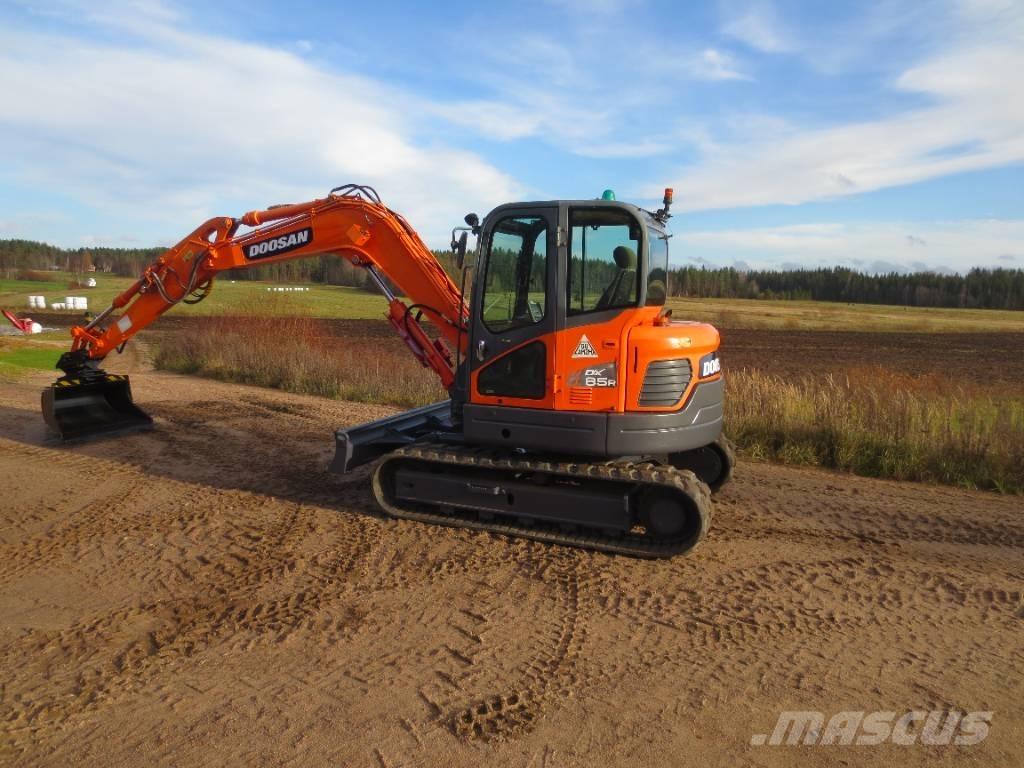 Doosan DX 85 R Midigrävmaskiner 7t - 12t