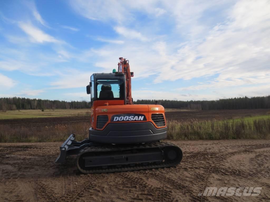 Doosan DX 85 R Midigrävmaskiner 7t - 12t