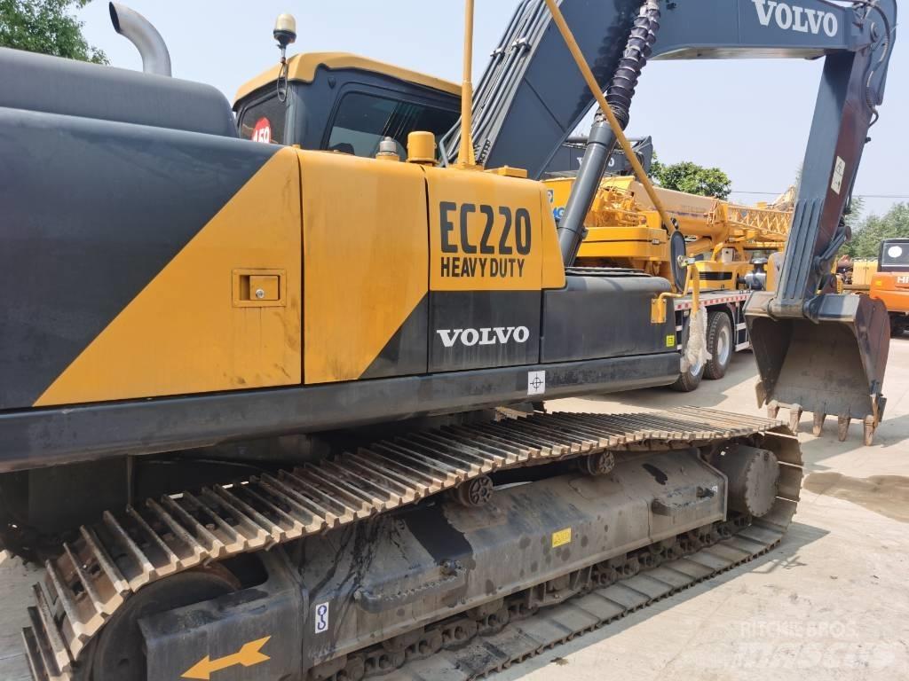 Volvo EC 220 DL Bandgrävare
