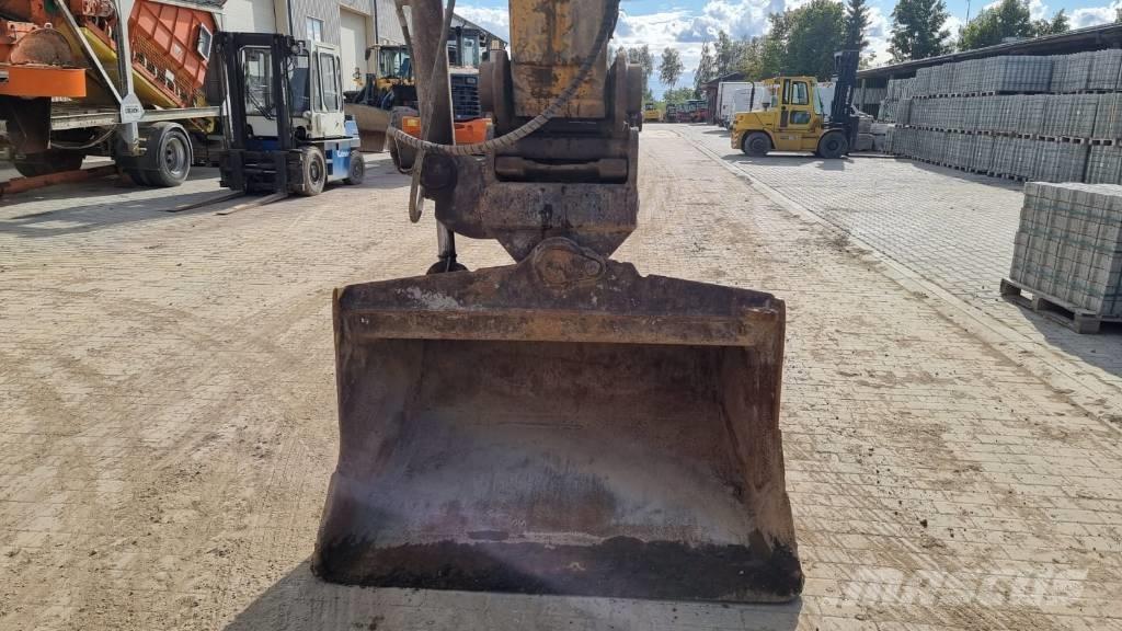 CAT 320 E Bandgrävare