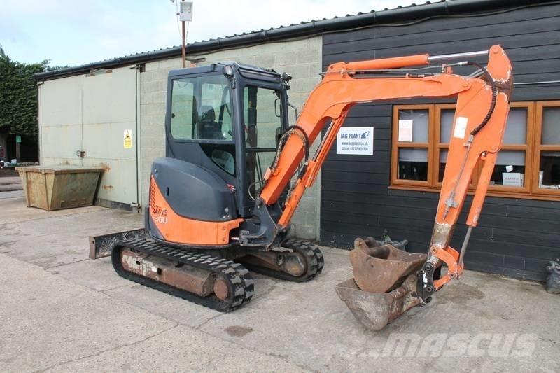 Hitachi ZX 30 U Minigrävare < 7t