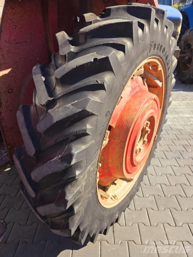 Massey Ferguson 178 Traktorer