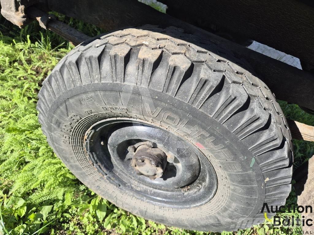  UAZ 3303 Flakbilar/Pickuper