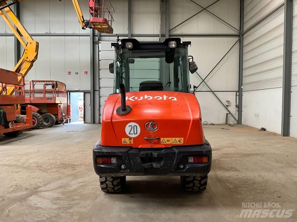 Kubota R 065 Hjullastare