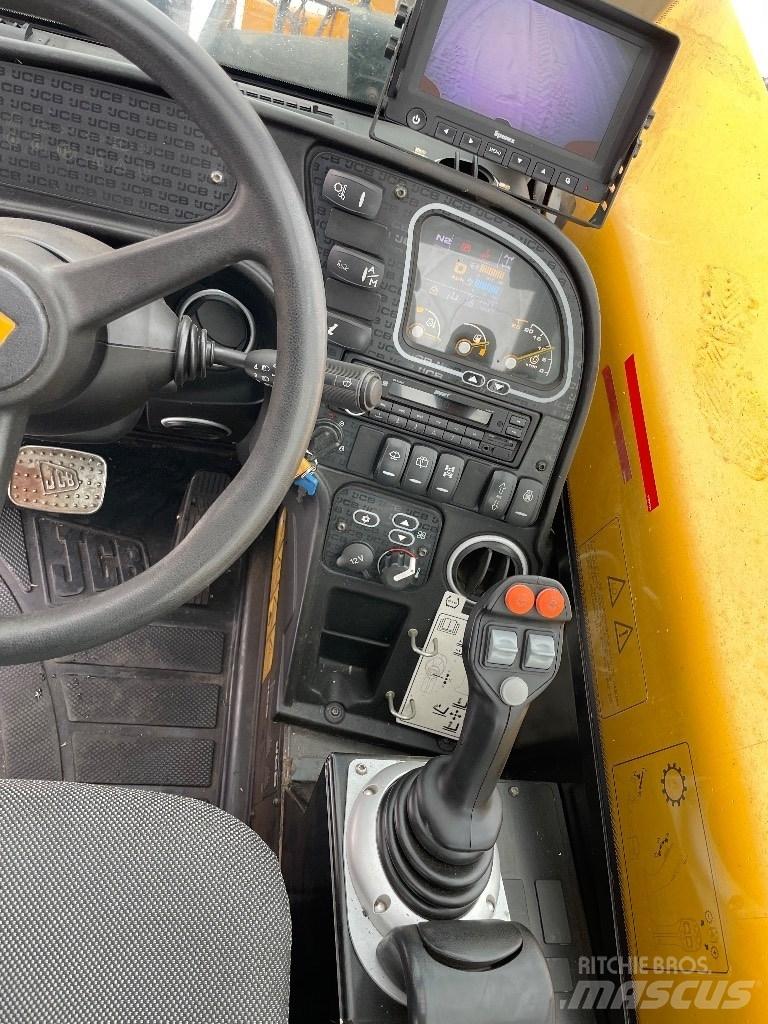 JCB 560-80 AGRI PLUS Redskapsbärare för lantbruk