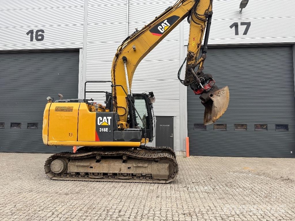 CAT 318 E L Bandgrävare