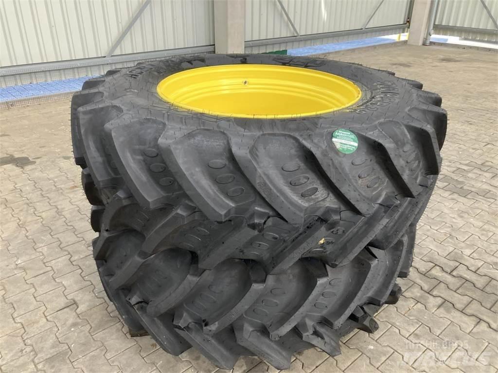 BKT 520/85R38 Däck, hjul och fälgar