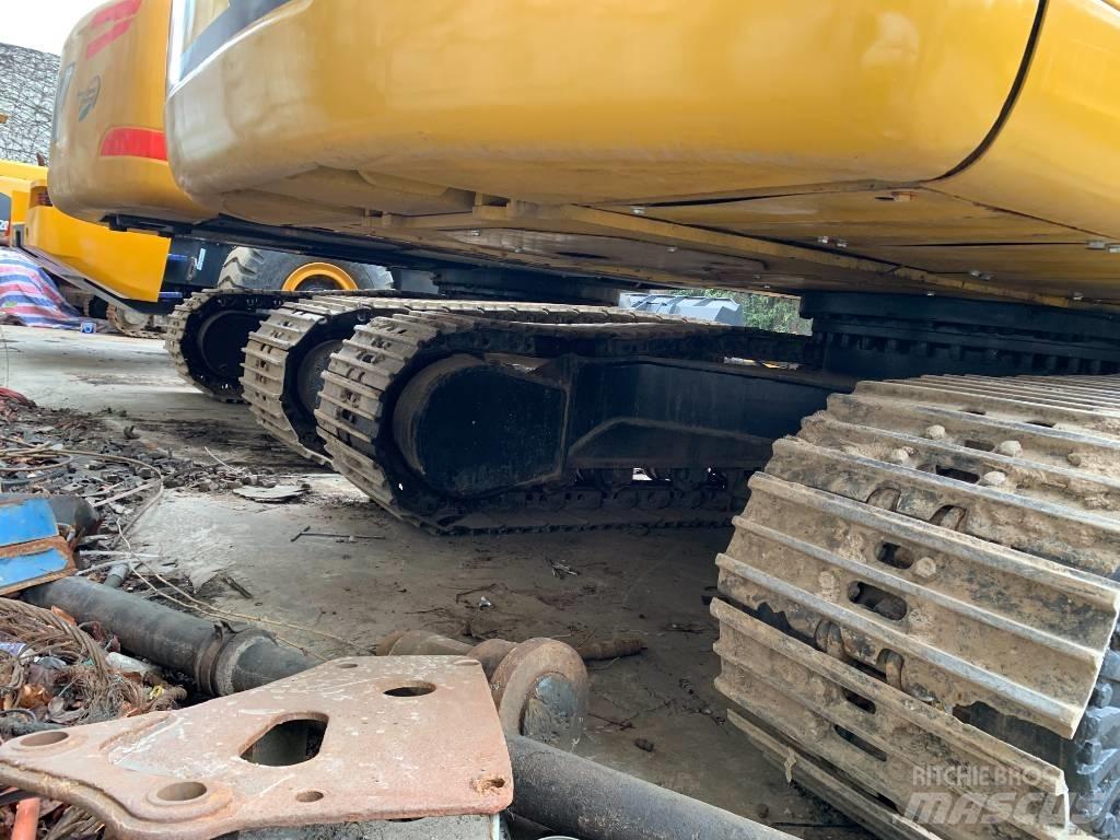 CAT 320D2 Bandgrävare
