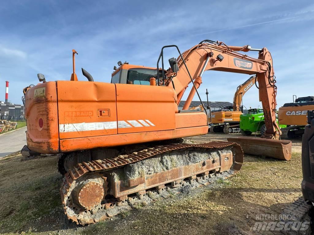 Doosan DX 180 LC Bandgrävare