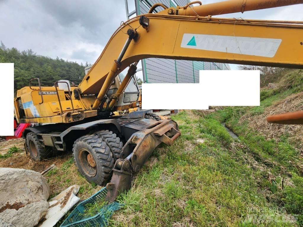 Hyundai ROBEX 2000W Hjulgrävare