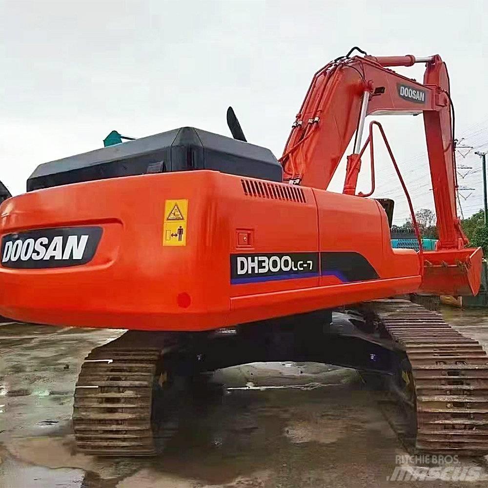 Doosan 300 Bandgrävare