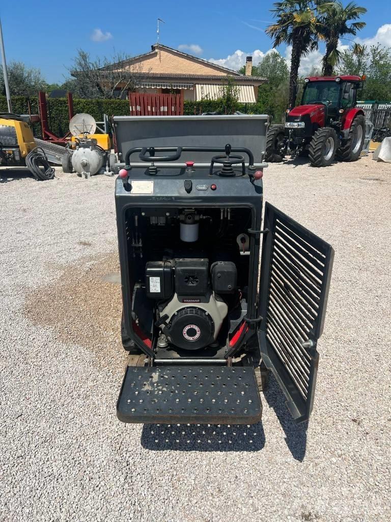 C&F T 85 HT Banddumprar