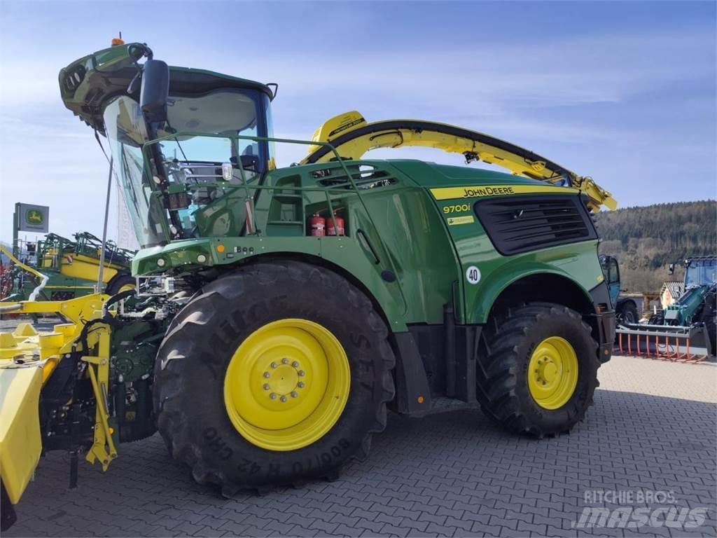 John Deere 9700i Självgående fälthackar