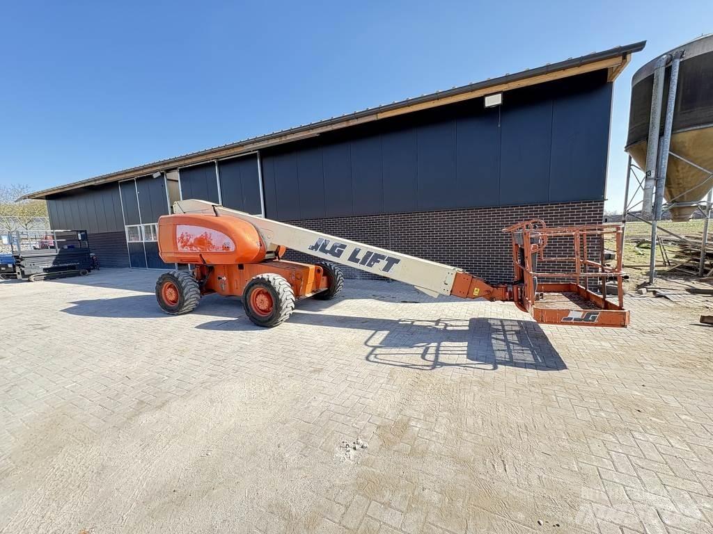 JLG 600s Teleskop bomliftar